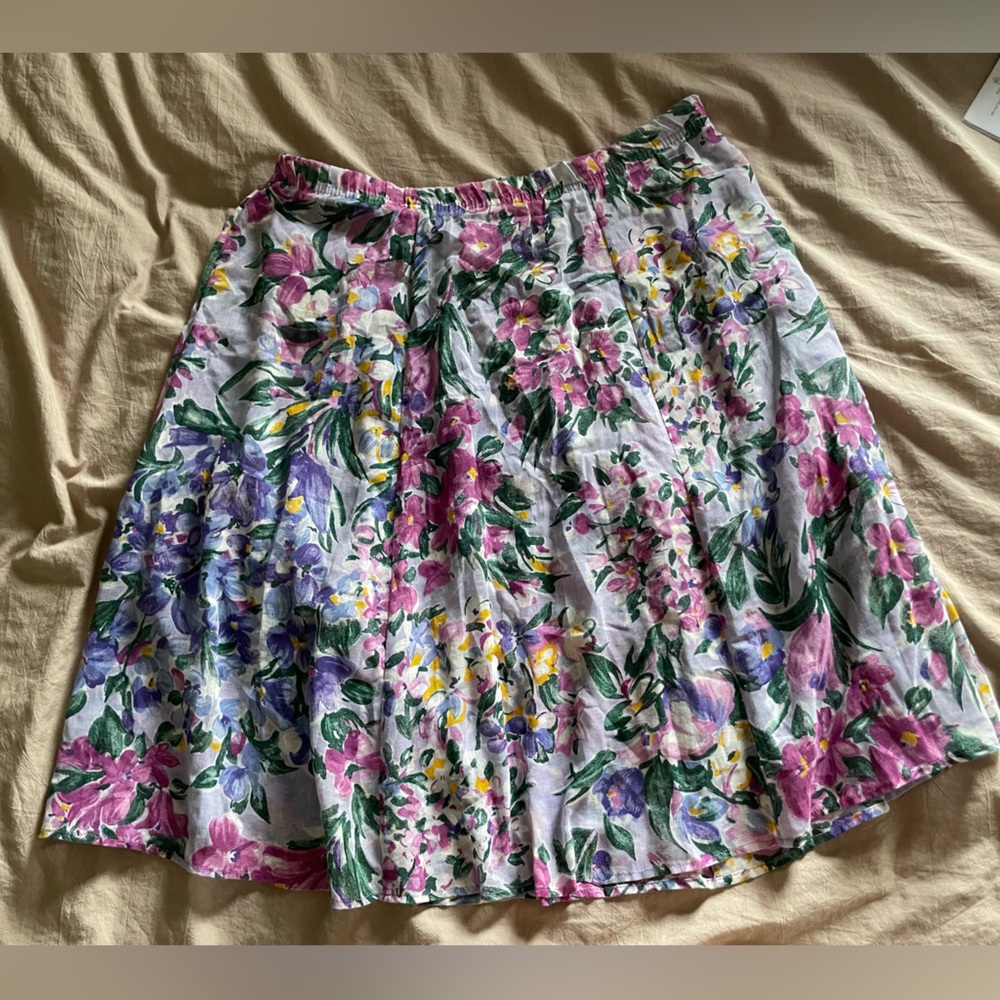 Vintage Knee Length Floral Skirt